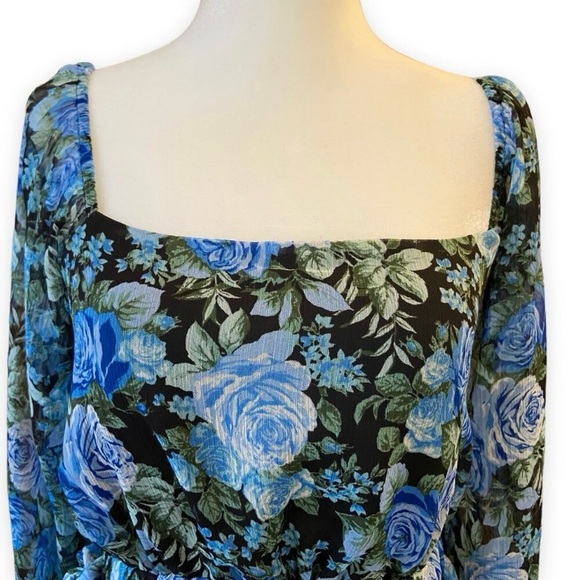 NWT WAYF Blue Rose Open Back Smocked Peplum Blouse - Picture 6 of 12